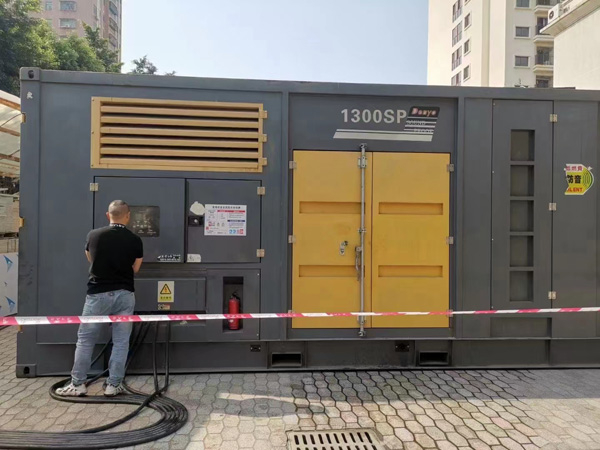 宜君500KW发电机组冬季应该配多大的启动电瓶？